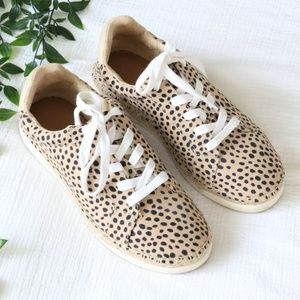 Universal Thread Tan and Black Polka Dot Sneakers